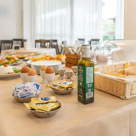 Отель Cormoran 2*