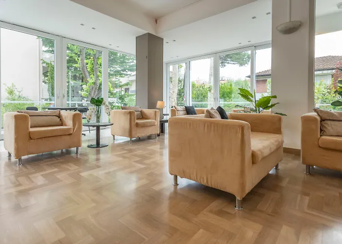 Cormoran Отель Риччоне